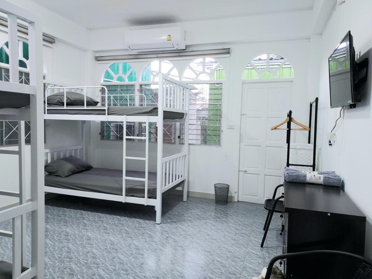Room79 Пхукет Экстерьер фото
