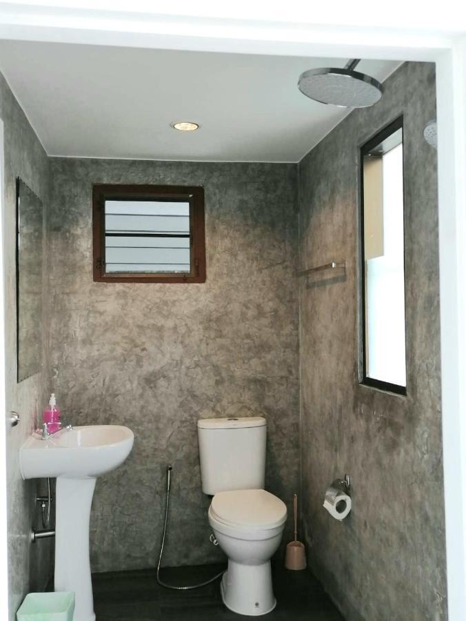 Room79 Пхукет Экстерьер фото