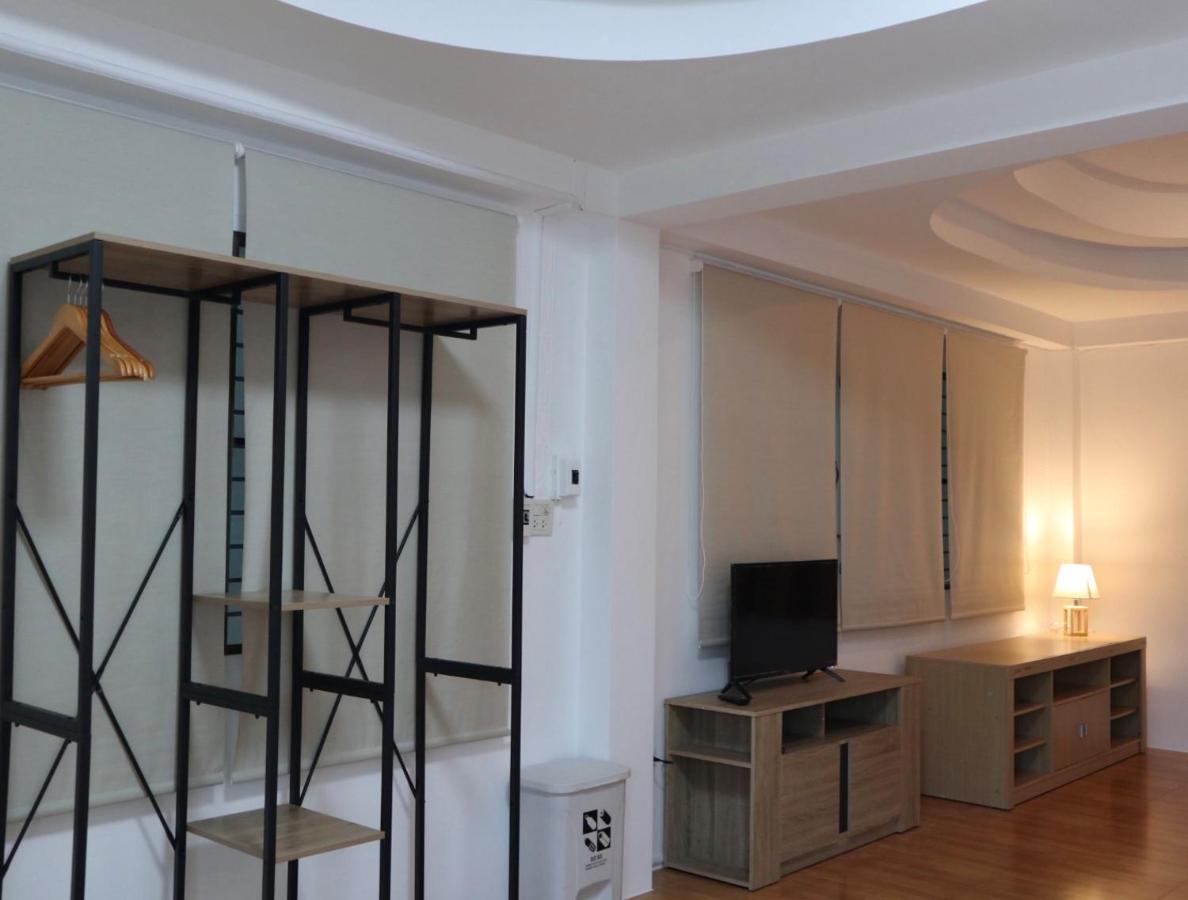 Room79 Пхукет Экстерьер фото