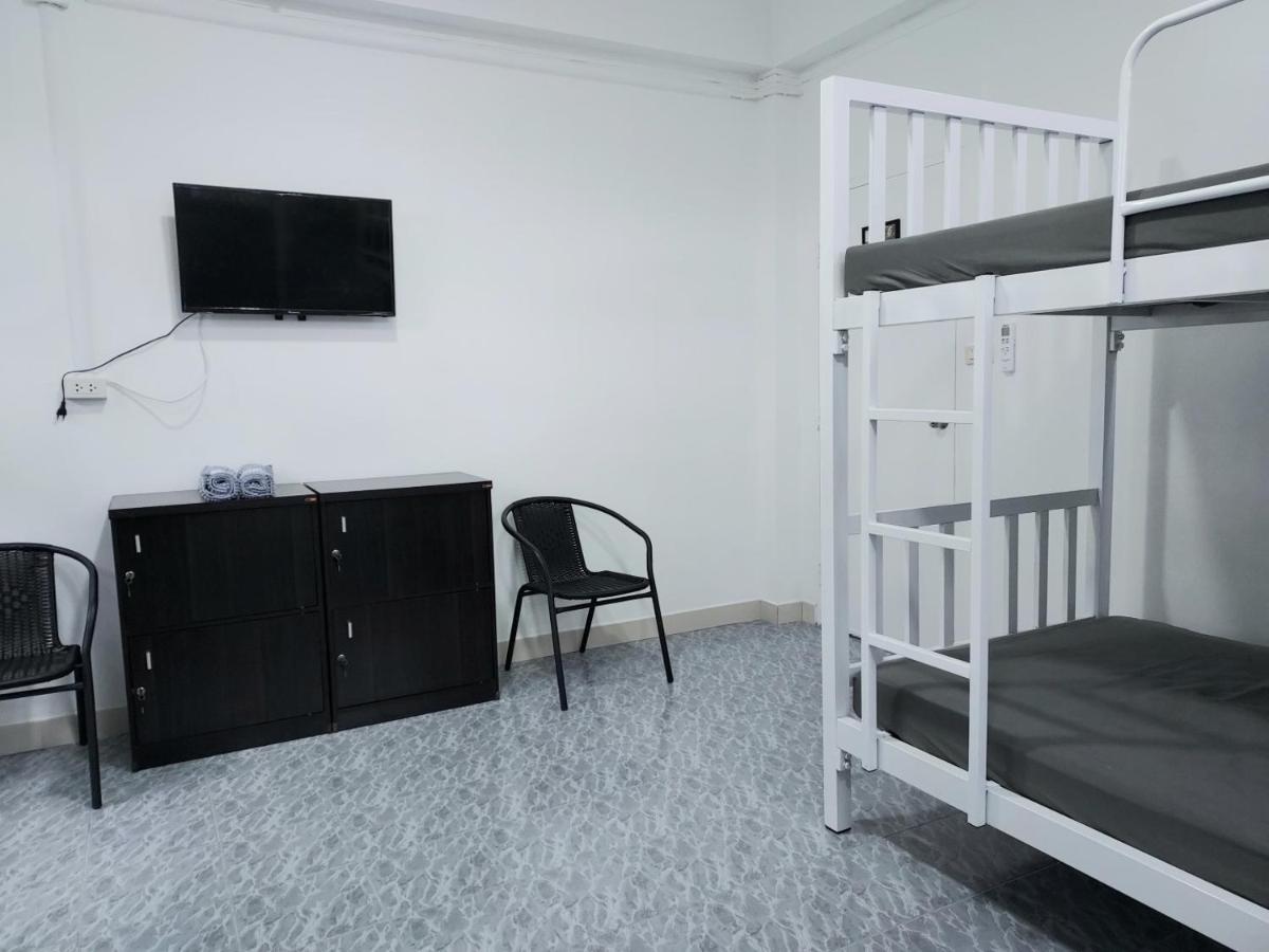 Room79 Пхукет Экстерьер фото